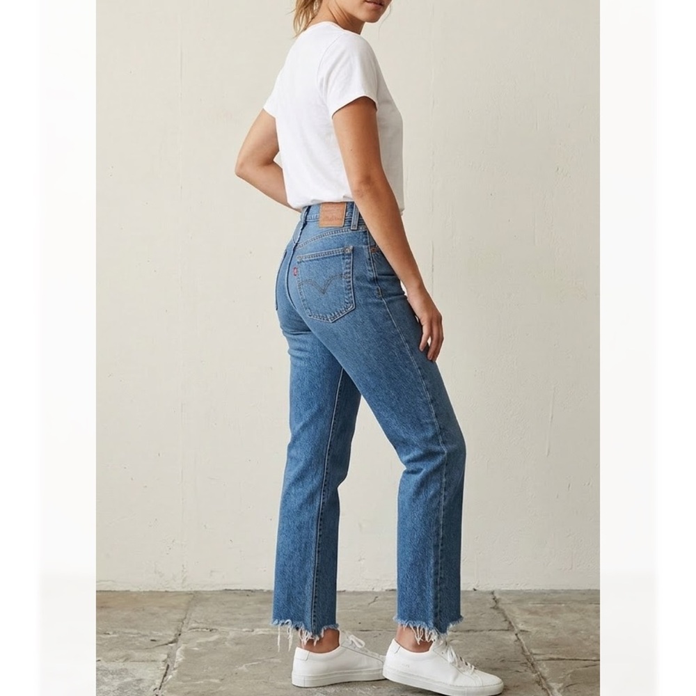 Blue Denim Jeans with Frayed Hem
